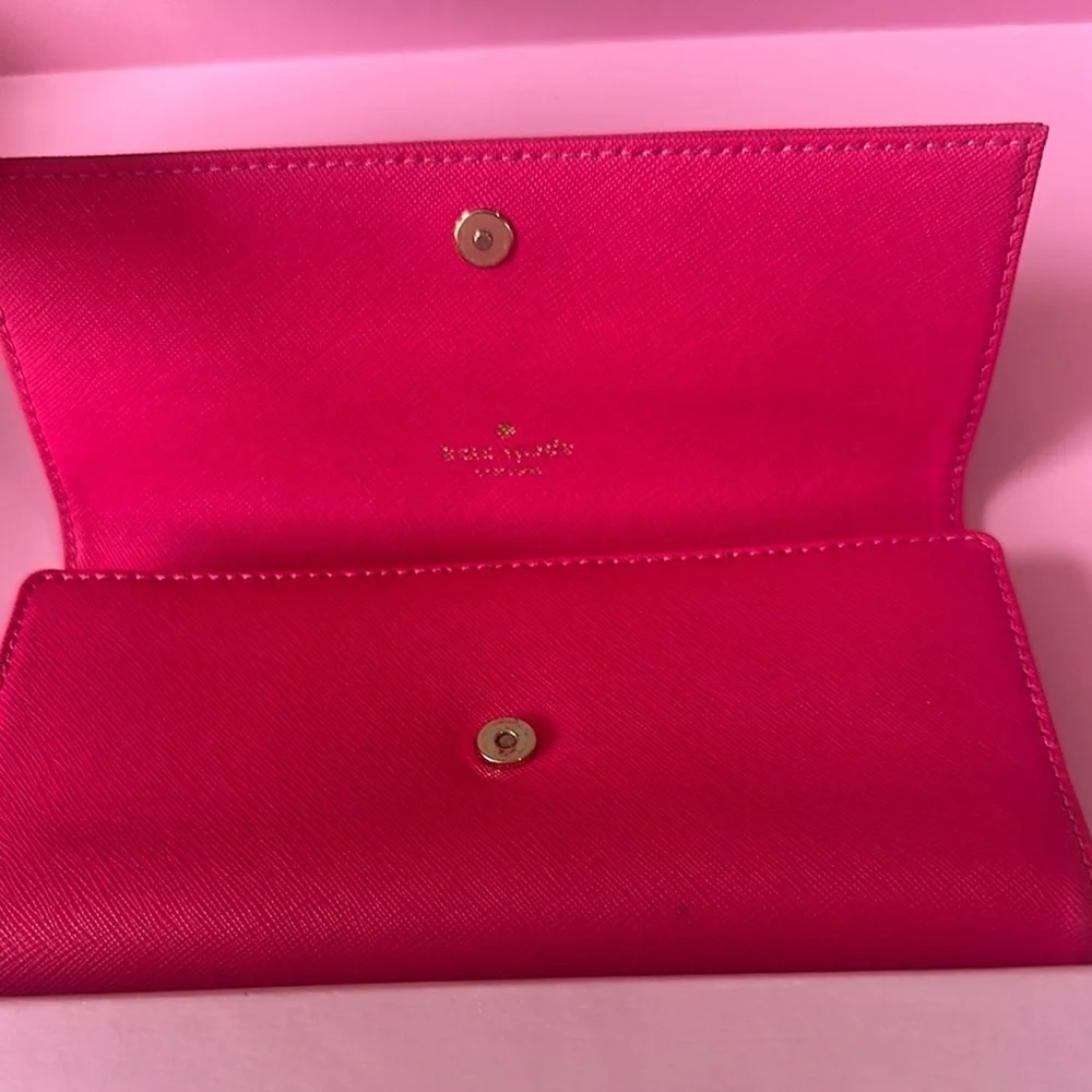 Kate Spade Pink Wallet Sleek Fold-Over Design (Inside plastic is stained)